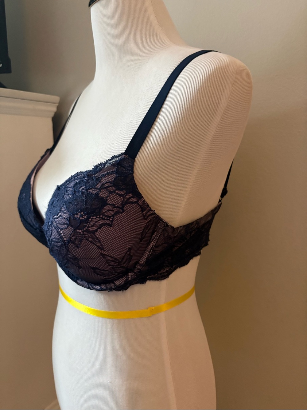 Lace Push-Up Bra in Dark Purple